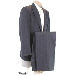 TAILORS ROW Worsteds Men’s Black Striped 2 Pc Suit 40R Pleated Fronts 30" Waist